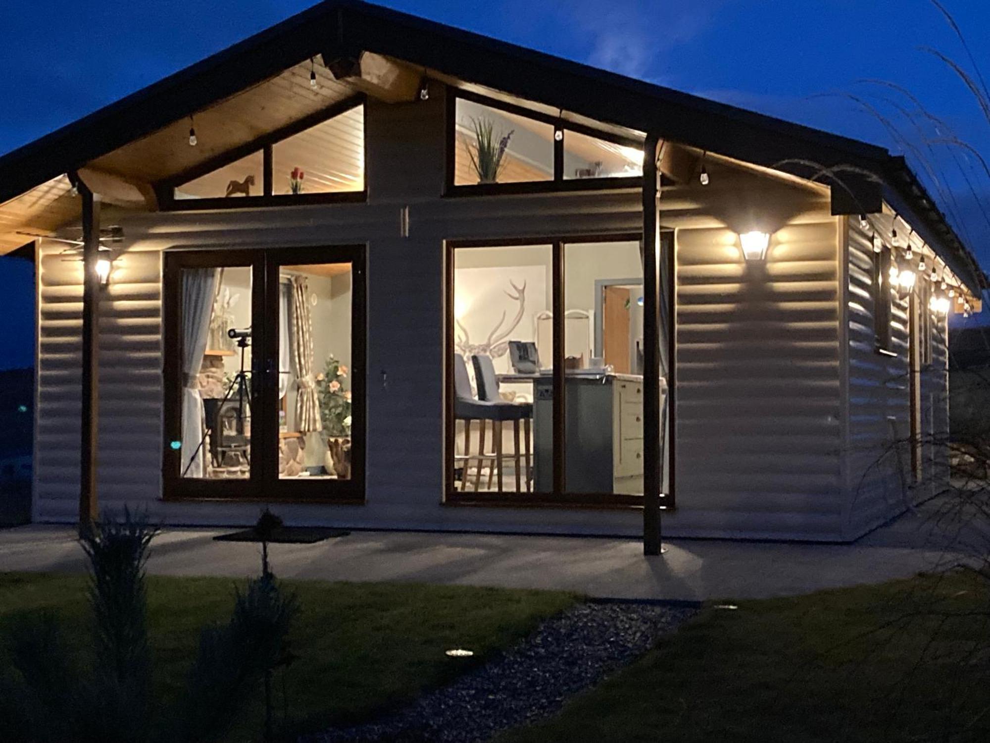 West Horizon Holiday Cottage Лохинвер Экстерьер фото